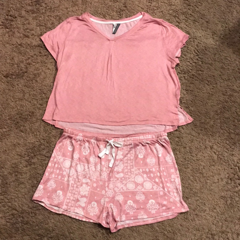 Women’s pajama shorts set pink size 2X worn twice